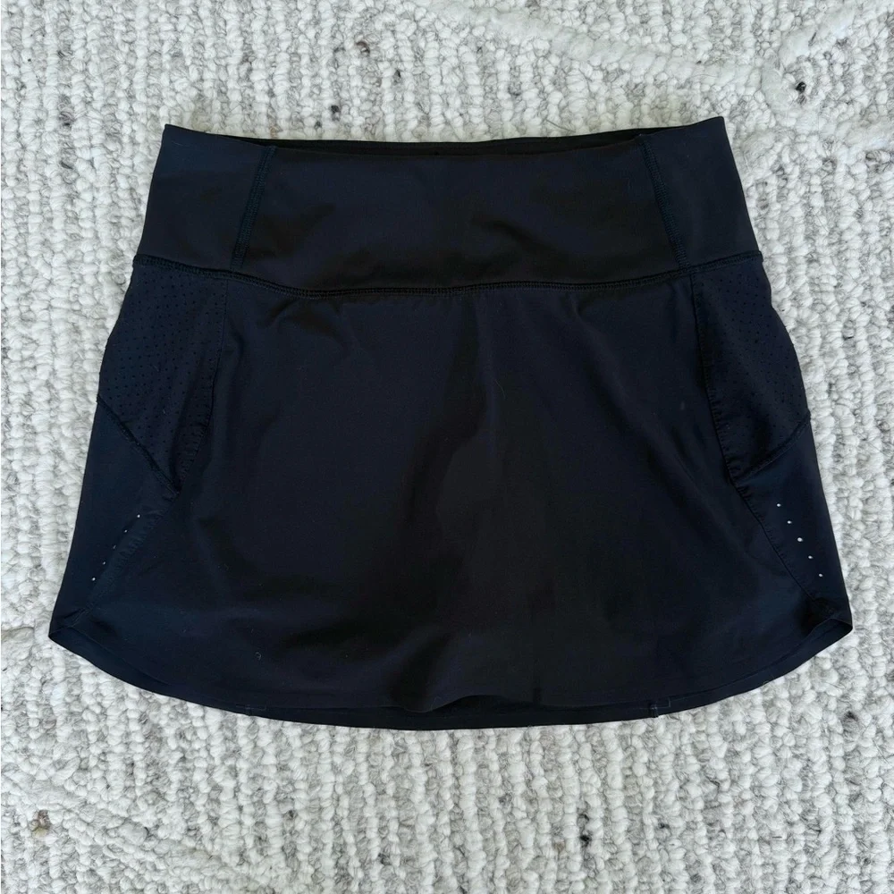 athleta run with it 14” skort‎ in black size XS